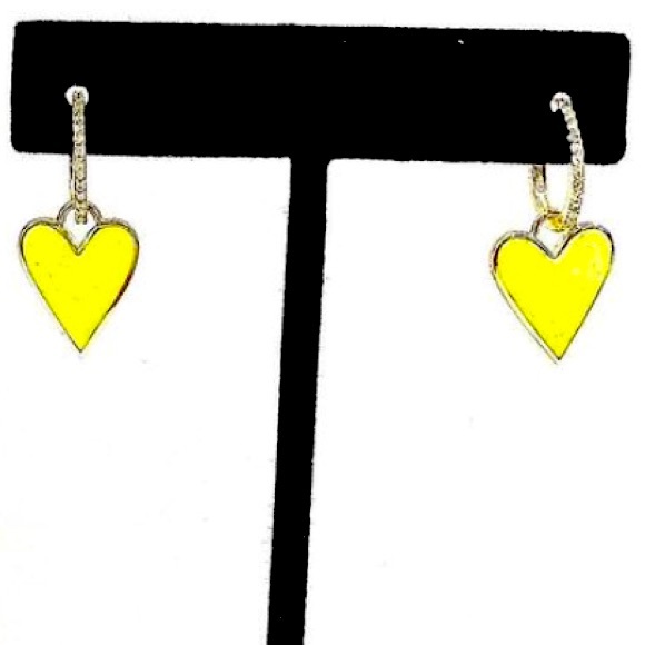 Two in one dangling heart earrings - Picture 2 of 3